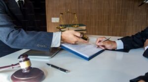 Dr. Kevin Sadati Lawsuit: What the Case Reveals About Cosmetic Surgery Risks
